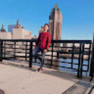 Meet your Posher, Franklin adonis